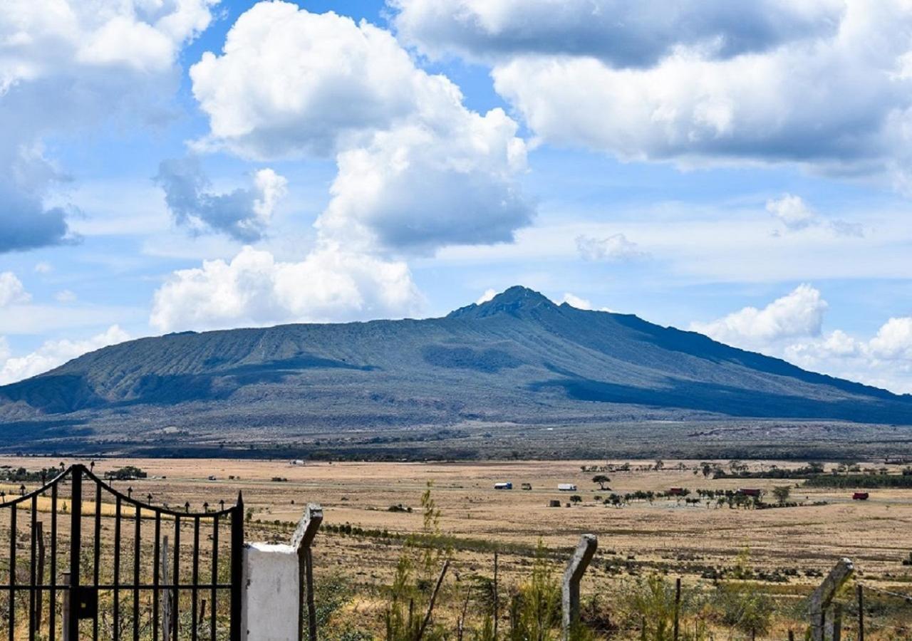 Villa Ole Munyak-4 Bed House On The Hill Naivasha Exterior foto